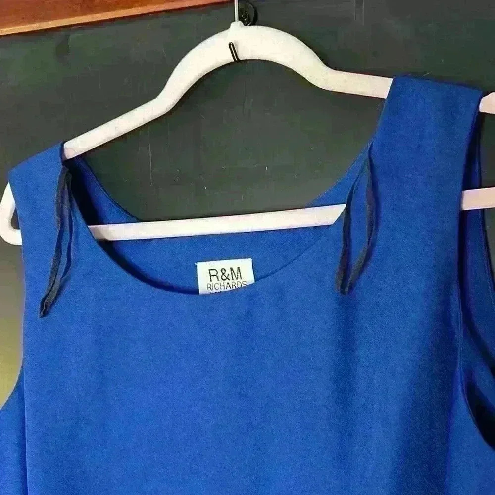 R&M Richards By Karen Kwong Women Size 14W Royal Blue Sleeveless Top Business - Picture 4 of 4
